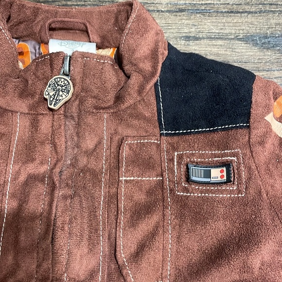 Like new size 2 Disney discontinued Hans Solo jacket with 3 functional pockets. - Picture 2 of 9
